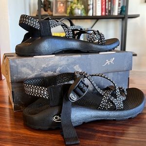 Chaco Women’s Z/Cloud x2, Size 7, medium